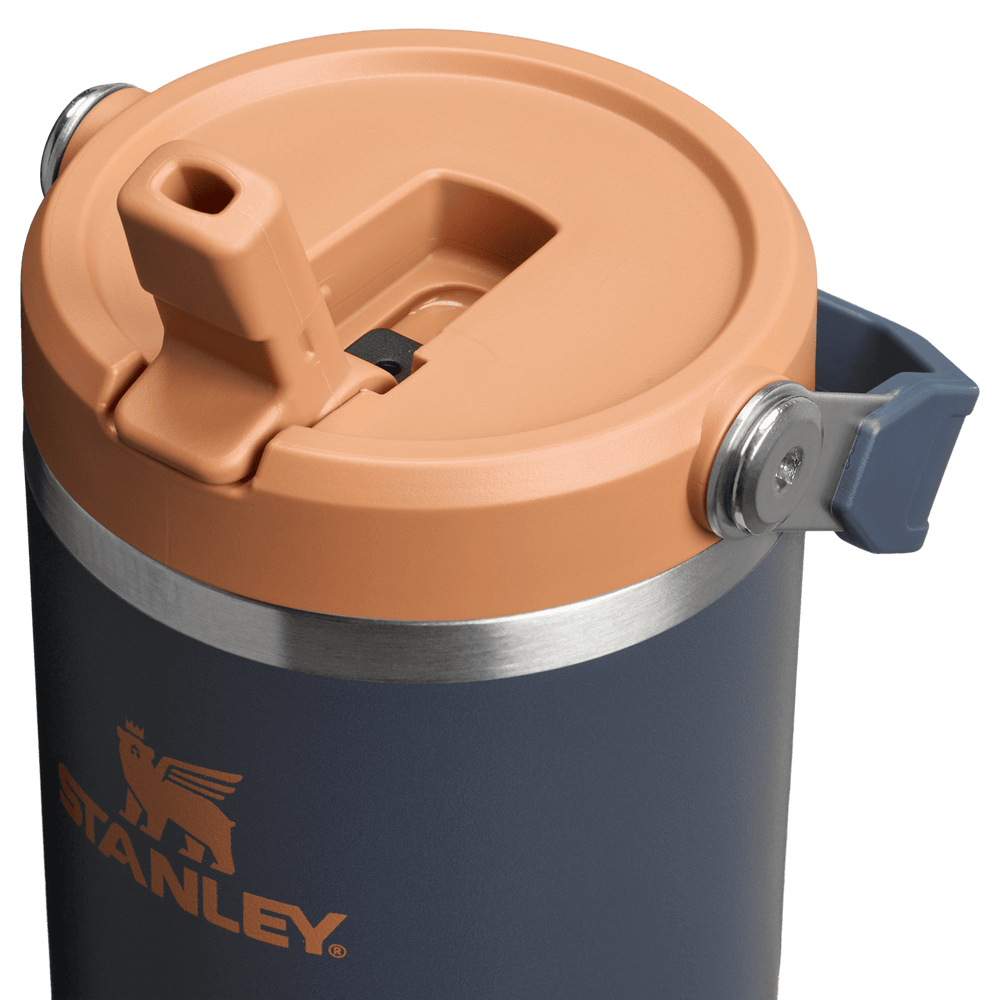 Stanley 1913 アイスフロー フリップストロー2.0 真空断熱タンブラー 30 oz（約0.89L） in Twilight | View 3