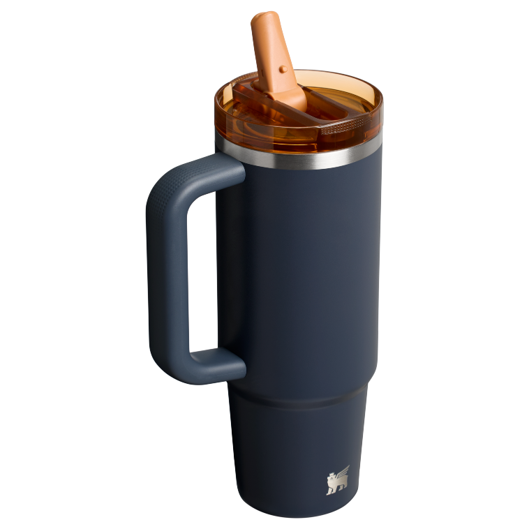 Stanley 1913 クエンチャー プロツアー フリップストロー 真空断熱タンブラー 30 oz （約0.89L） in Twilight | View 2