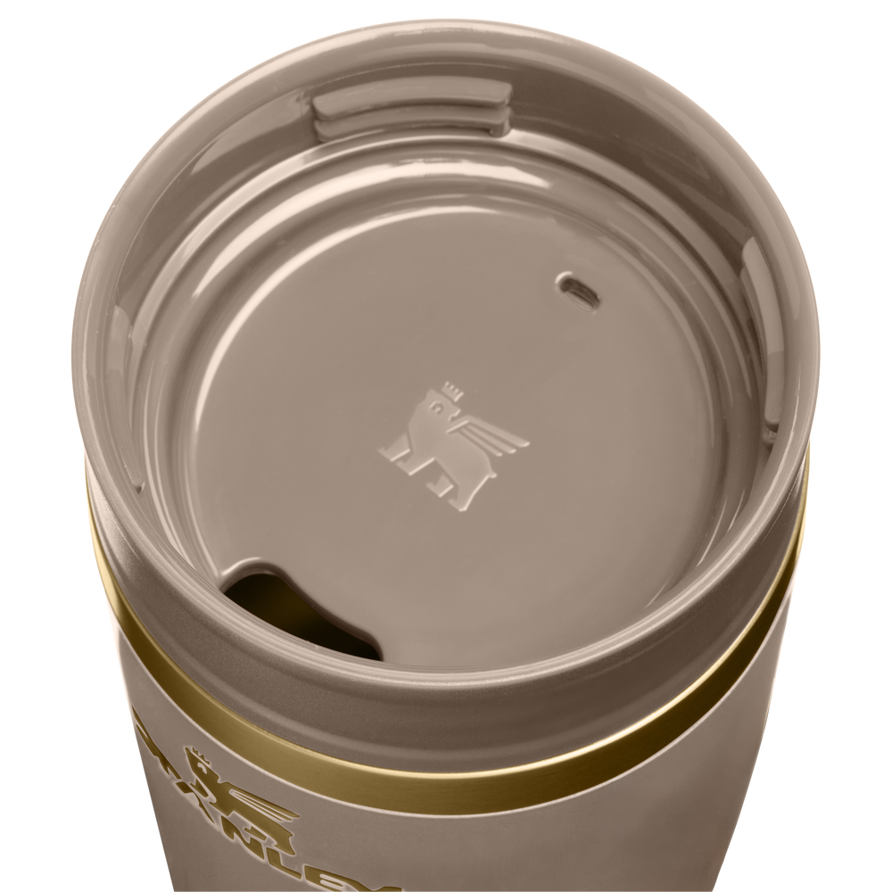 Stanley 1913 Fall Refresh 3.0 カフェトゥーゴー トラベル 真空断熱マグ 12 oz（約0.35L） in Bedrock Gloss | Lid Detailed View