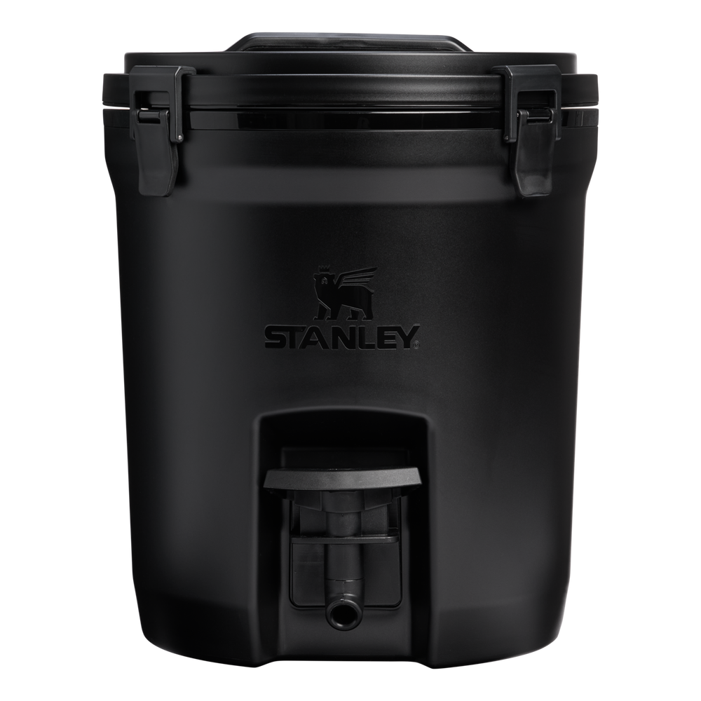 Stanley 1913 ファストフロー ウォータージャグ 2GAL (約7.5L)（Black 2.0） | 正面