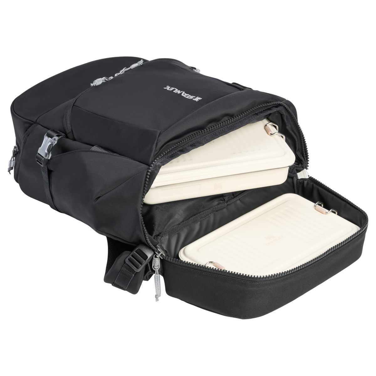 Stanley 1913 バイタライズ マクロメソッド バックパック  30.9 QT（約29.2L） in Black | Front Back View
