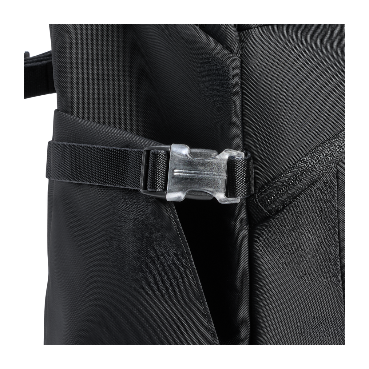 Stanley 1913 バイタライズ マクロメソッド バックパック  30.9 QT（約29.2L） in Black | Front Back View