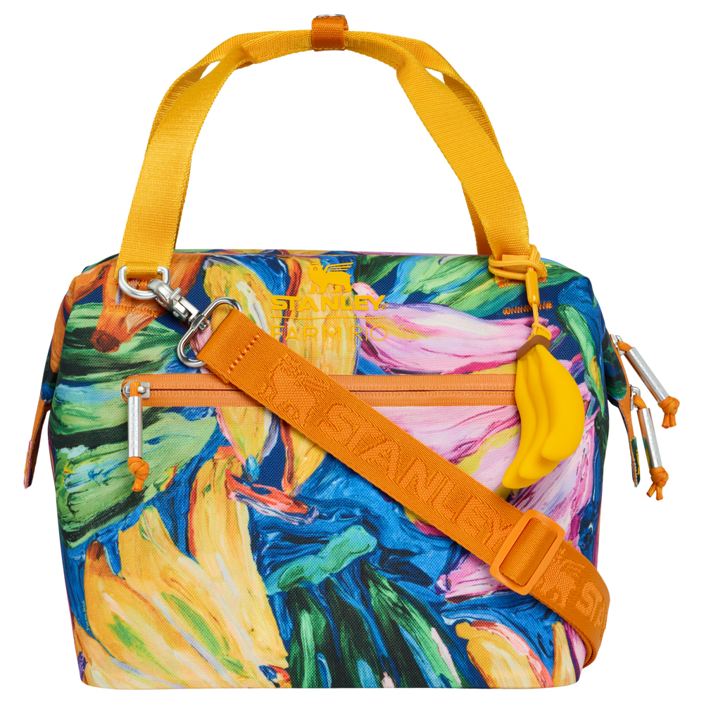 Stanley 1913 Stanley 1913 x FARM Rio オールデイ ジュリエンヌ ミニクーラー 7.4 qt (約7.0 L) in Farm Rio Painted Bananas | View 1