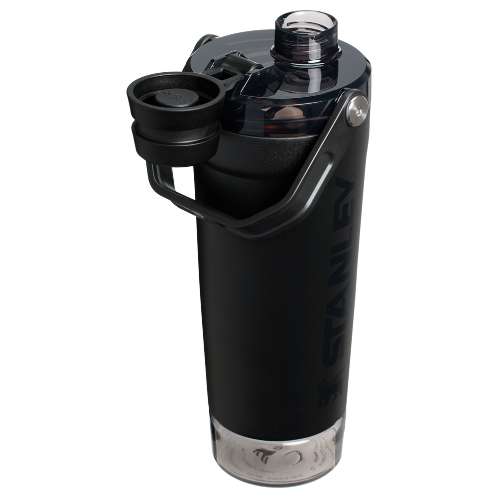 Stanley 1913 バイタライズ シェイカー真空断熱ボトル 20 oz（約0.59L） in Black 2.0 | View 2