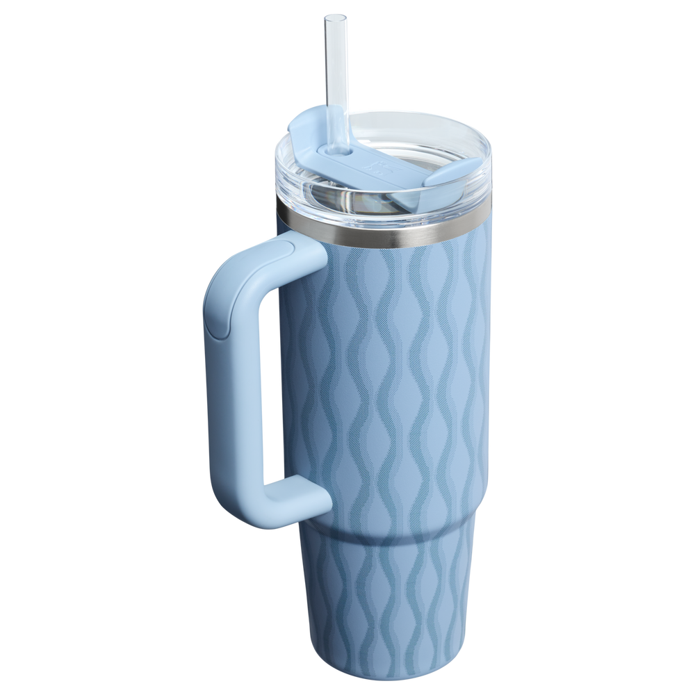 Stanley 1913 クエンチャー H2.0 フローステート 真空断熱タンブラー 30 oz（約0.89L） in Slate Blue Drift | View 2