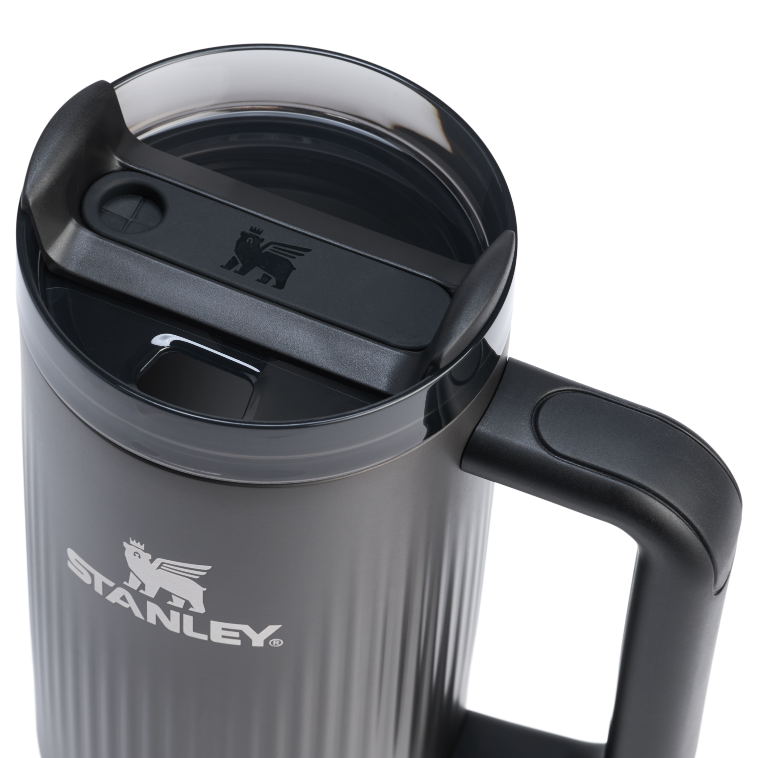 クエンチャー H2.0 フルーテッド 真空断熱タンブラー| 30oz (0.89L クエンチャー H2.0 フルーテッド 真空断熱タンブラー| 30oz (0.89L