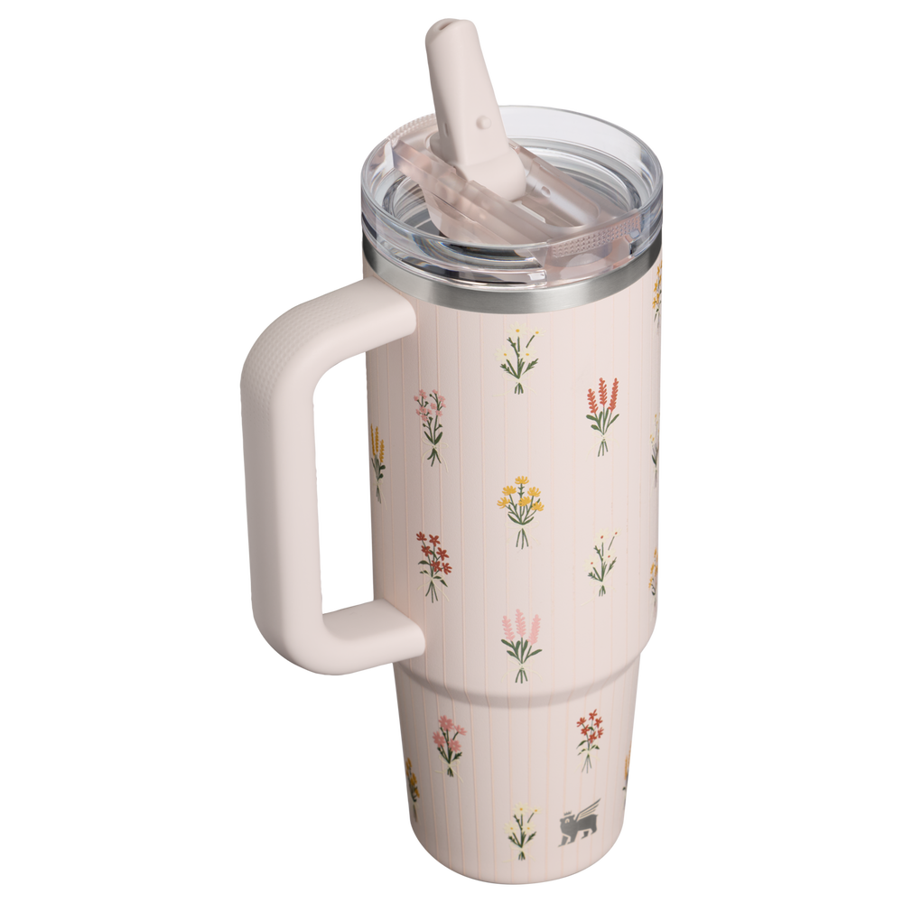 Stanley 1913 Bouquets クエンチャー プロツアー フリップストロー 真空断熱タンブラー 30 oz （約0.89L） in Rose Quartz Bouquets | View 2