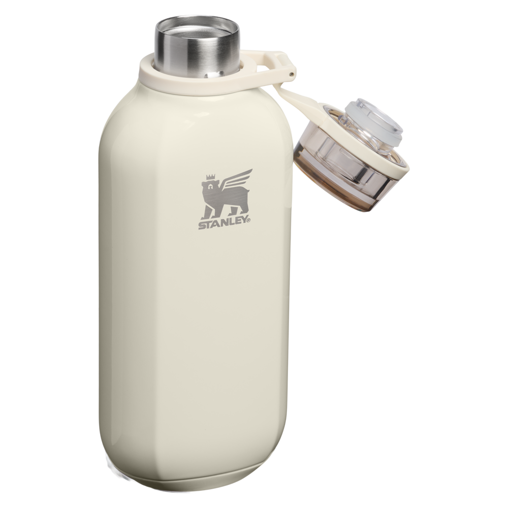 Stanley 1913 スタンレー クラッチ真空断熱ボトル 16oz （約0.47L） in Cream Gloss | View 2