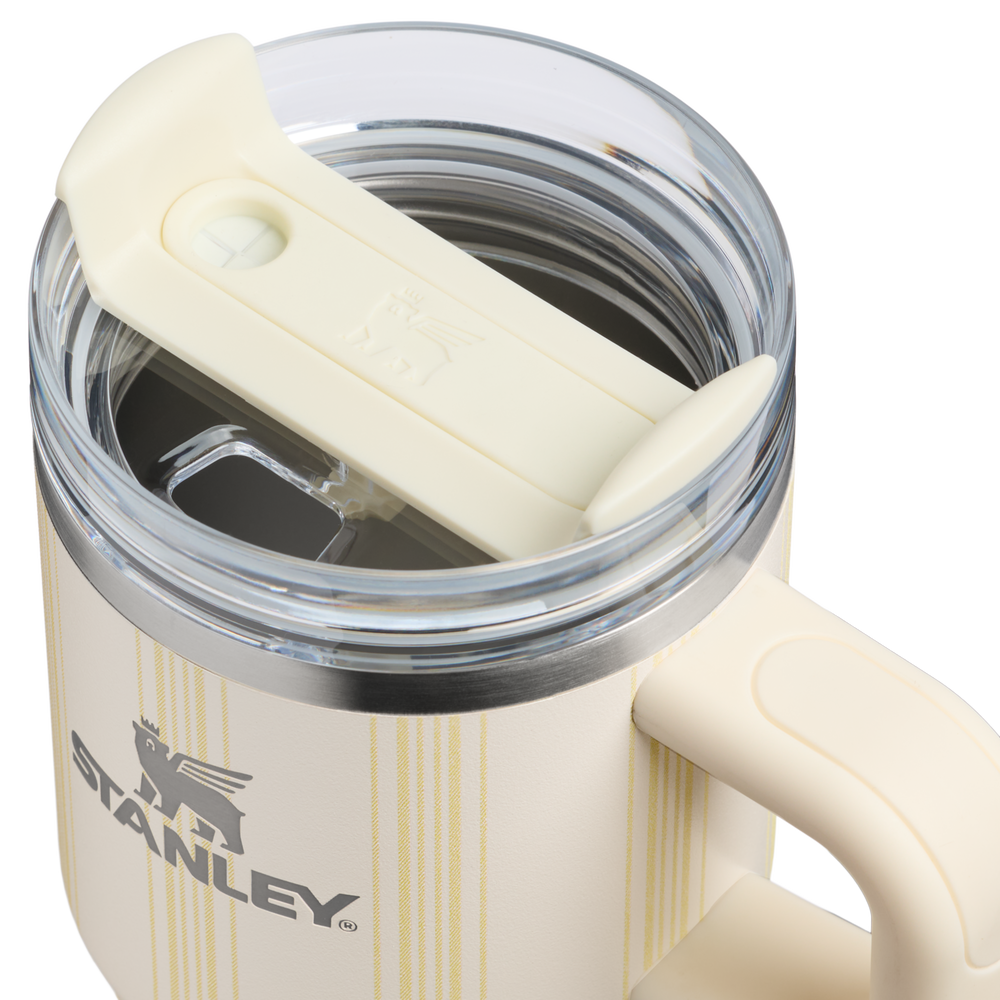 Stanley 1913 Picnic Collection クエンチャー H2.0 フローステート 真空断熱タンブラー20 oz （0.59L） in Cream Picnic Stripe | View 3