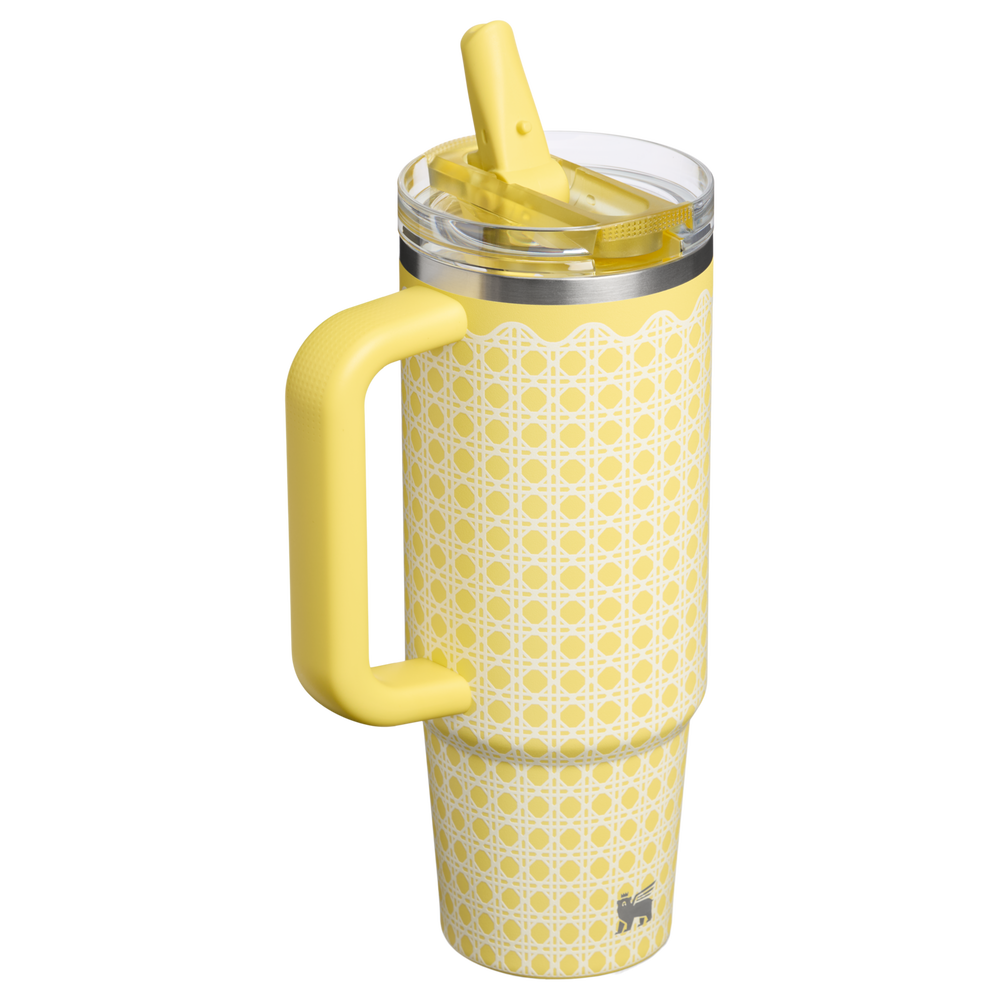 Stanley 1913 Picnic Collection クエンチャー プロツアー フリップストロー 真空断熱タンブラー 30 oz （約0.89L） in Daffodil Rattan | View 2